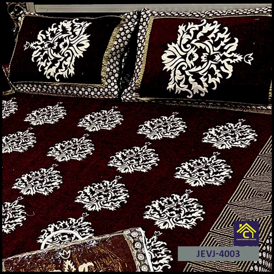 4 Pcs Velvet Jacquard Fancy Bed Set | Maroon | JEVJ-4003